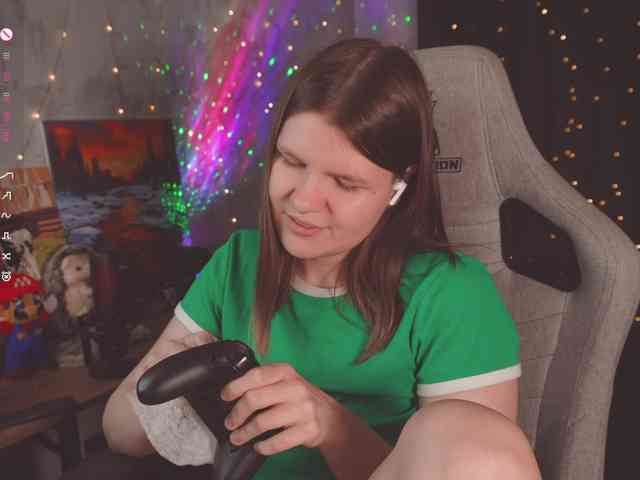 cutesoneckaaa webcam