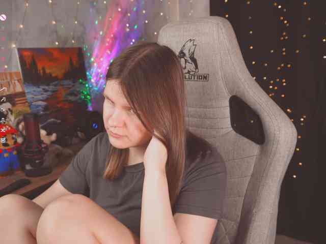 cutesoneckaaa webcam