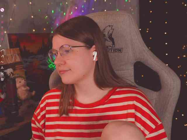 cutesoneckaaa Live Webcam on BongaCams