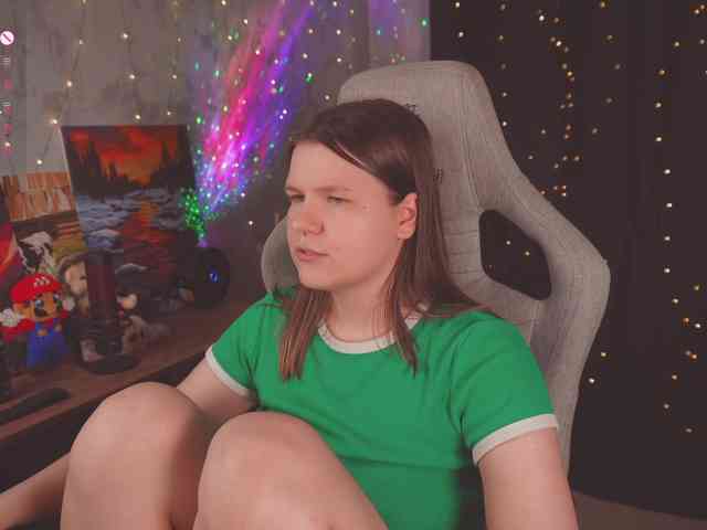 cutesoneckaaa webcam