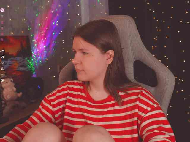 cutesoneckaaa webcam
