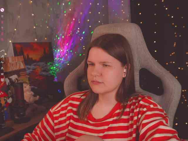 cutesoneckaaa webcam