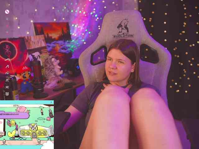 cutesoneckaaa webcam