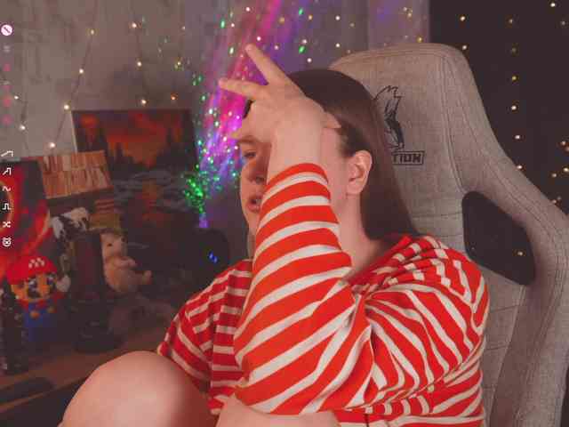 cutesoneckaaa webcam