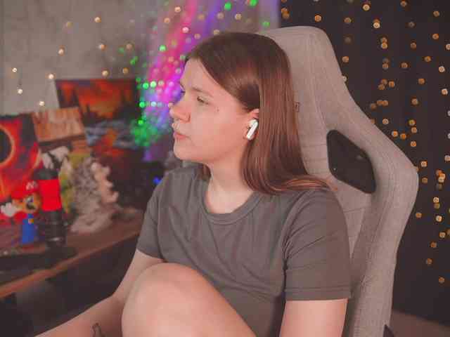 cutesoneckaaa webcam