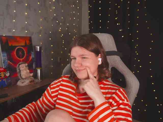 cutesoneckaaa webcam