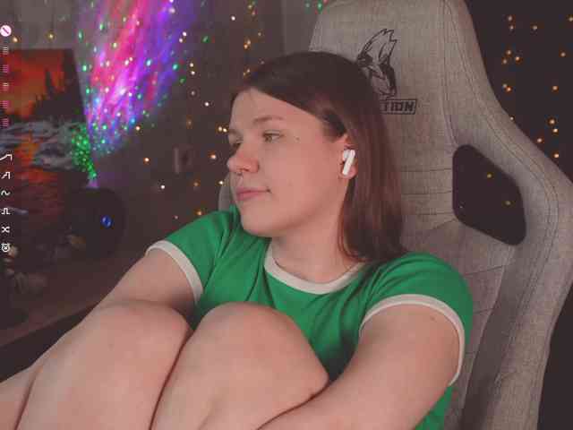 cutesoneckaaa webcam