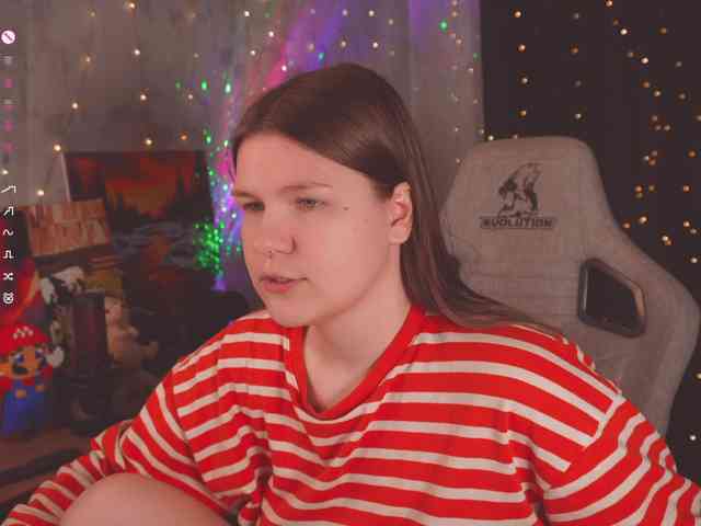 cutesoneckaaa webcam