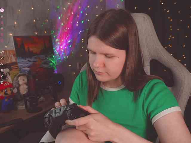 cutesoneckaaa webcam