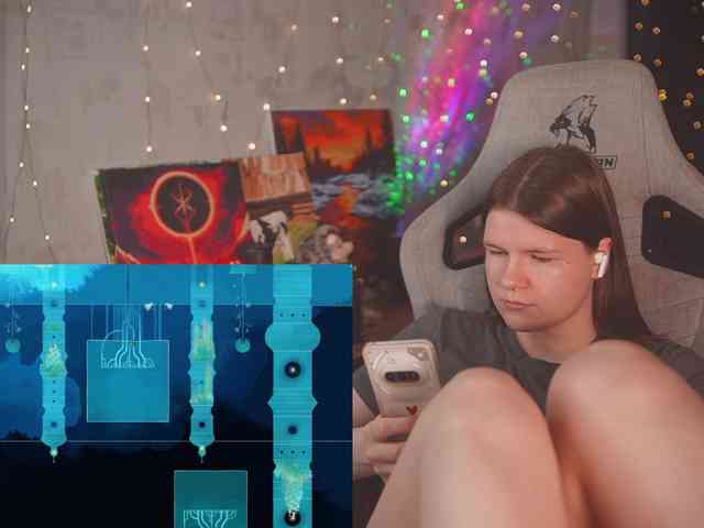 cutesoneckaaa webcam