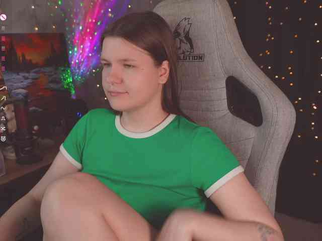 cutesoneckaaa webcam