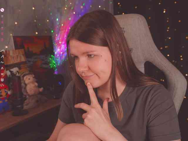 cutesoneckaaa webcam