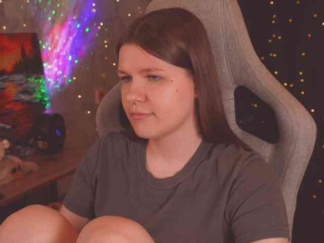 cutesoneckaaa webcam