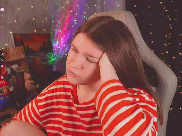 cutesoneckaaa webcam