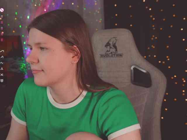 cutesoneckaaa webcam