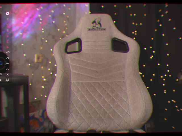cutesoneckaaa webcam