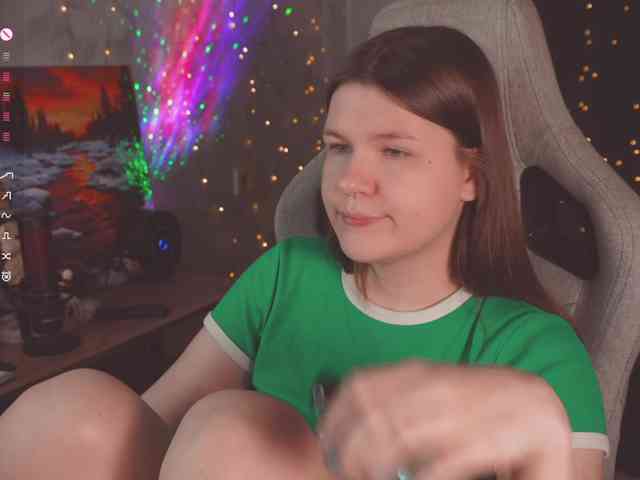 cutesoneckaaa webcam