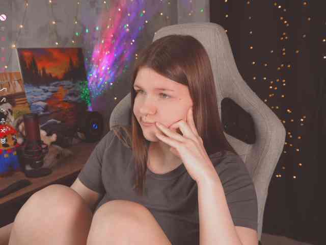 cutesoneckaaa webcam