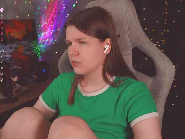 cutesoneckaaa webcam
