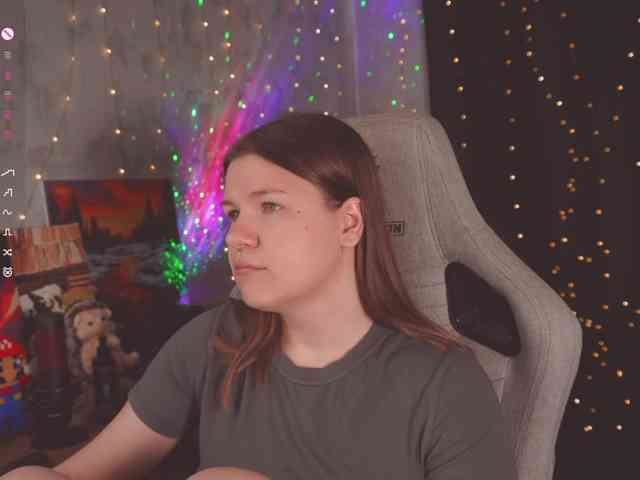 cutesoneckaaa webcam