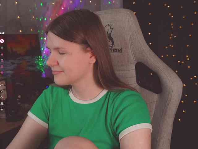 cutesoneckaaa webcam