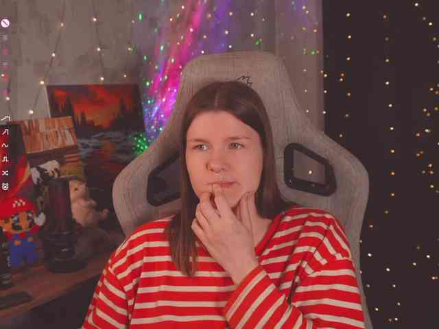 cutesoneckaaa webcam