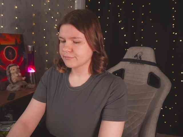 cutesoneckaaa webcam