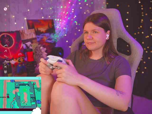 cutesoneckaaa webcam