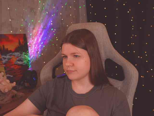 cutesoneckaaa webcam
