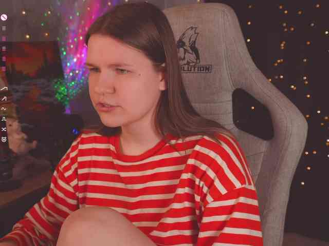 cutesoneckaaa webcam