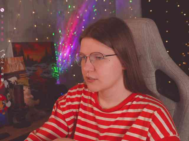 cutesoneckaaa webcam