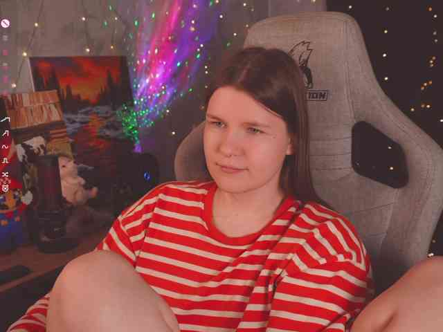 cutesoneckaaa webcam