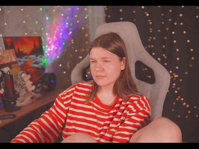 cutesoneckaaa webcam