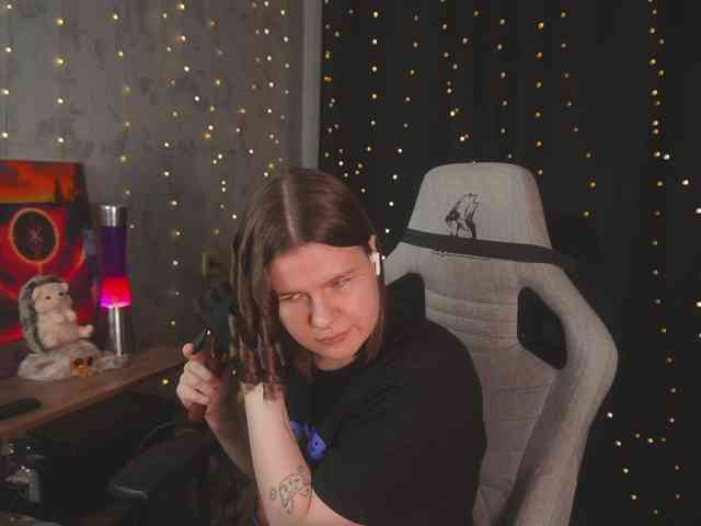 cutesoneckaaa webcam