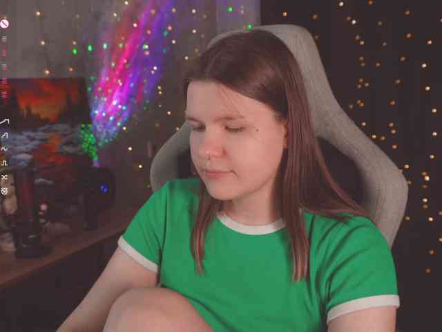 Modèle: cutesoneckaaa