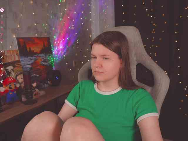 cutesoneckaaa webcam