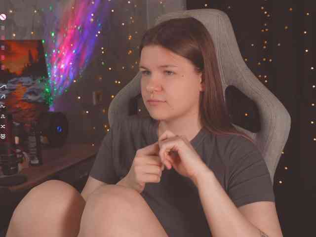 Cutesoneckaaa - Girl 