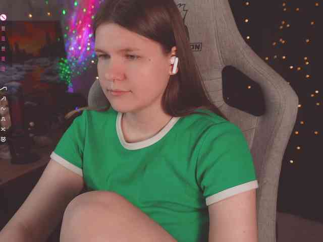 cutesoneckaaa webcam