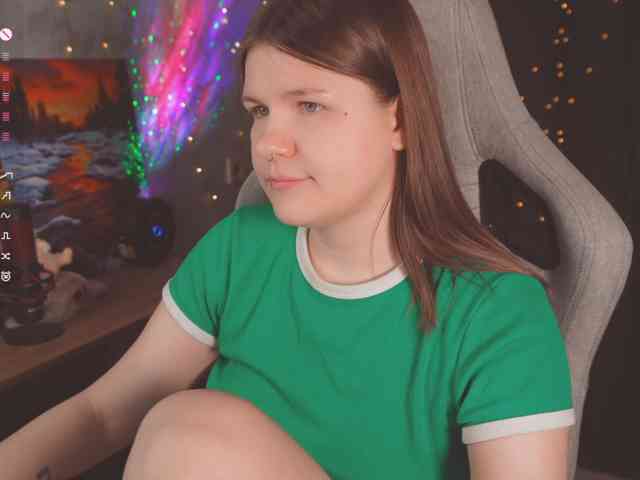 cutesoneckaaa webcam