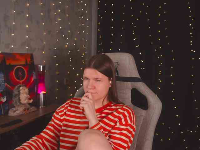 cutesoneckaaa webcam