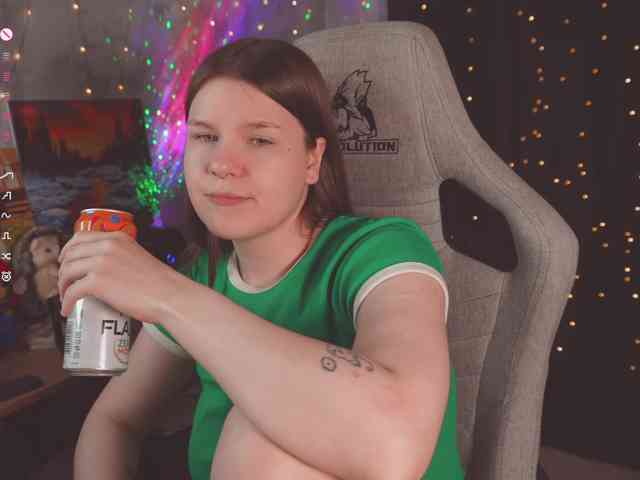 cutesoneckaaa webcam