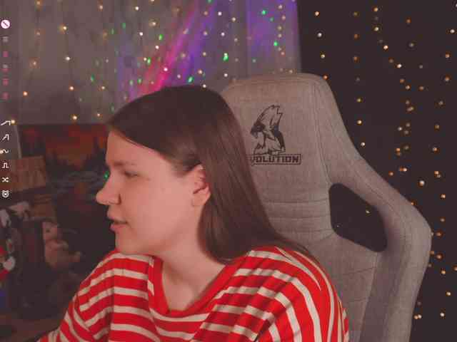 cutesoneckaaa webcam