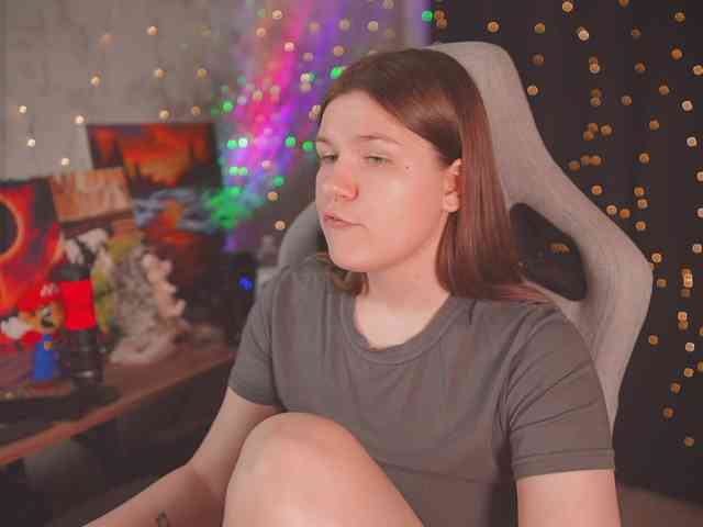 cutesoneckaaa webcam