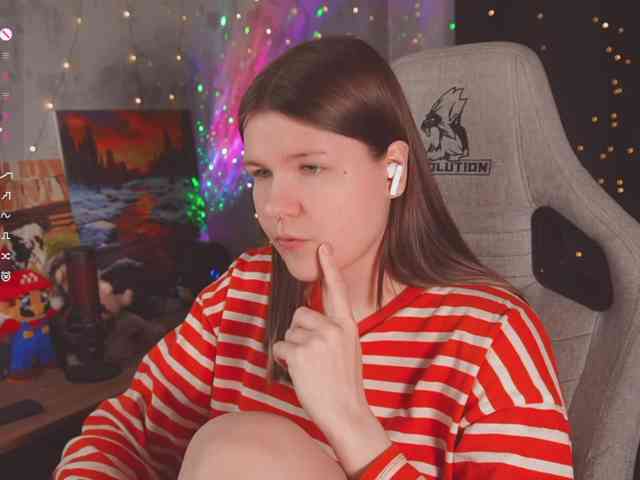 cutesoneckaaa webcam