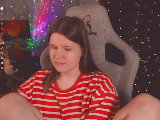 cutesoneckaaa webcam