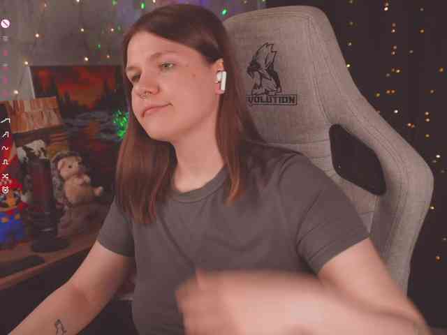 cutesoneckaaa webcam