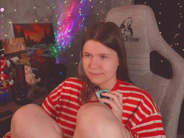 cutesoneckaaa webcam