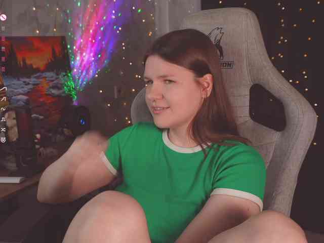 cutesoneckaaa webcam