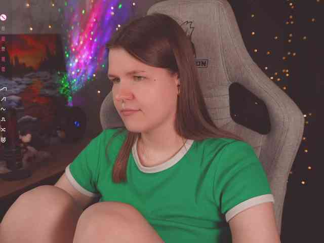 cutesoneckaaa webcam