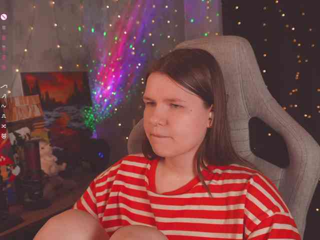 cutesoneckaaa webcam
